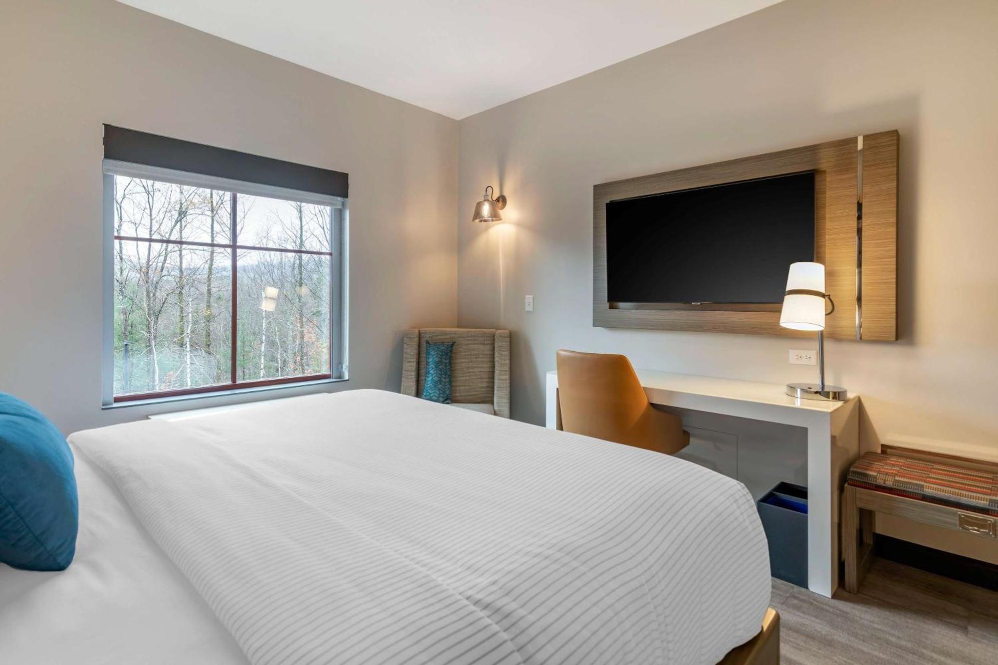 Cambria Hotel Lake Placid - Lakeside Resort Esterno foto