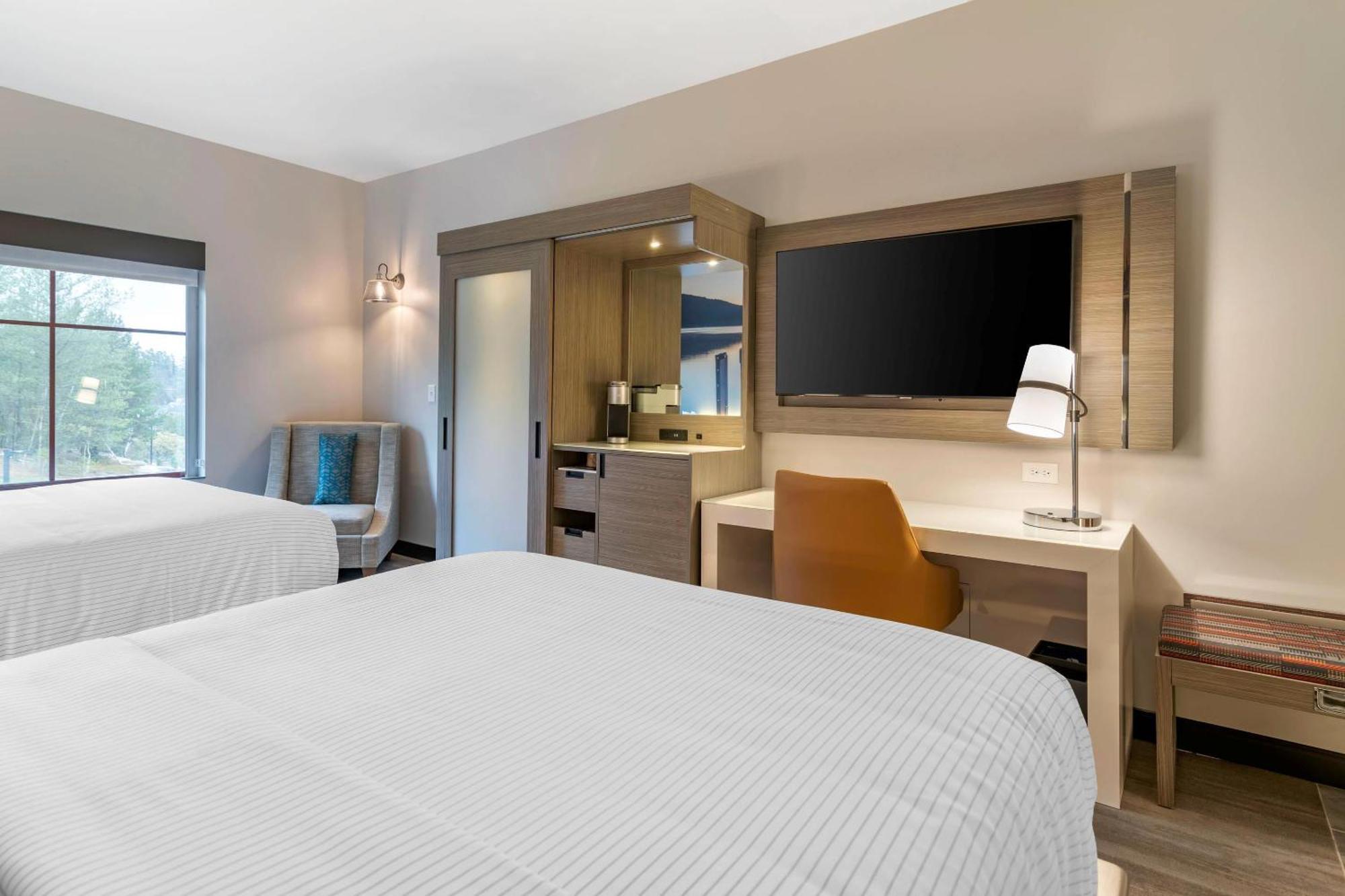 Cambria Hotel Lake Placid - Lakeside Resort Esterno foto