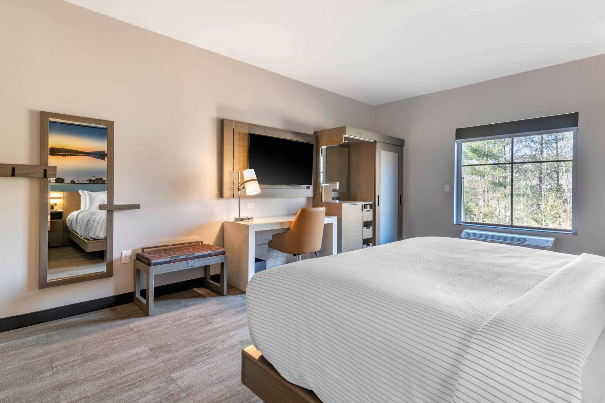 Cambria Hotel Lake Placid - Lakeside Resort Esterno foto